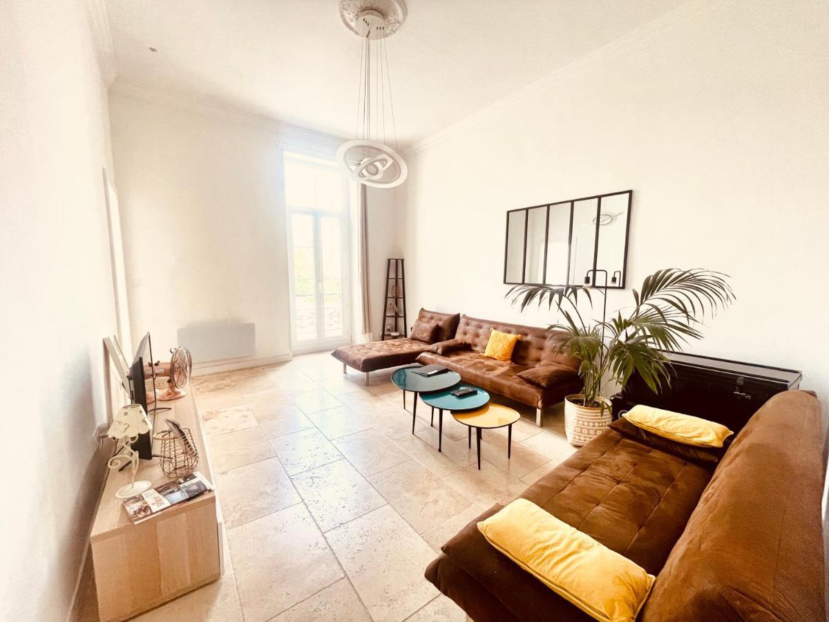 Nemausa Apartis Нім Екстер'єр фото